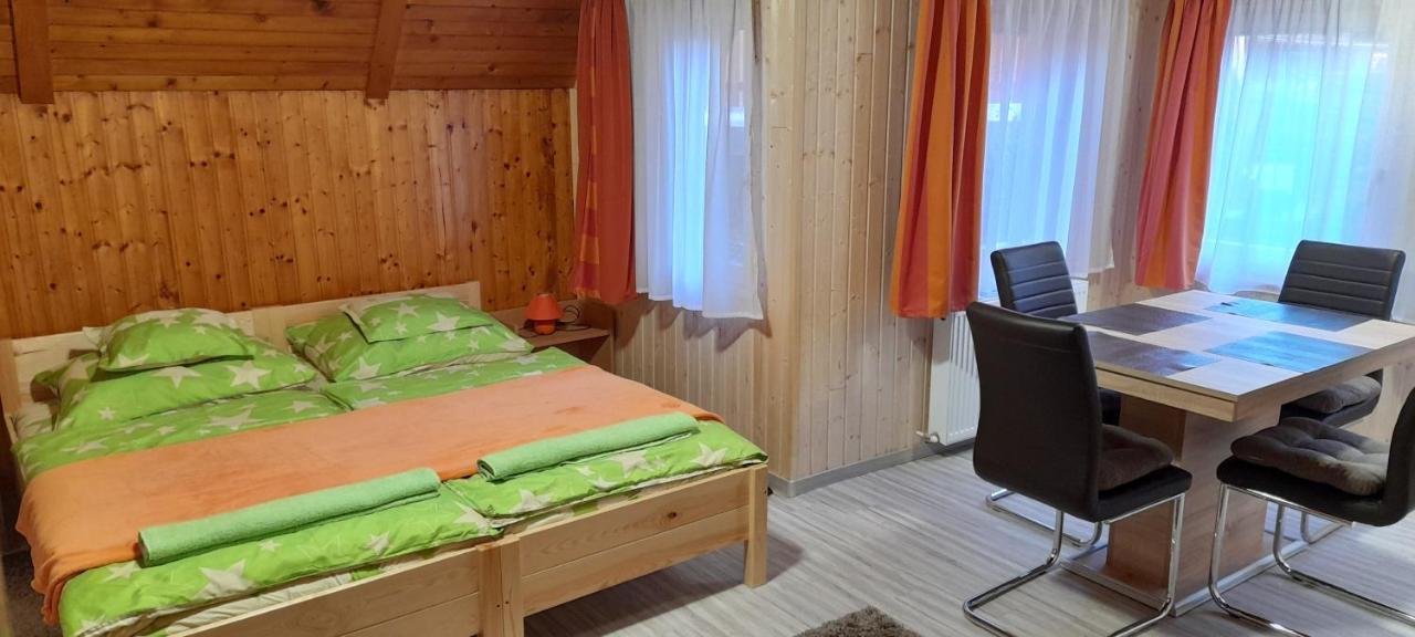 Keri Apartman Mosonmagyaróvár Eksteriør billede