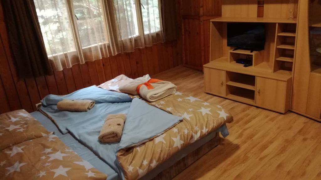 Keri Apartman Mosonmagyaróvár Eksteriør billede